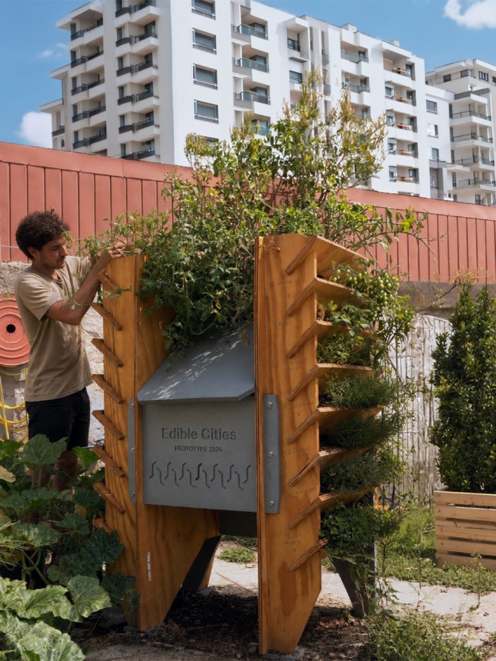 Edible Cities vertical garden